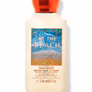 لوسیون بدن بث اند بادی ورکس At The Beach، مرطوب کننده با رایحه ساحلی.