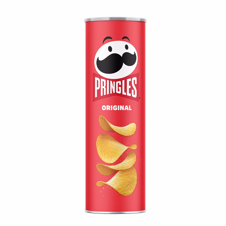قوطی چیپس پرینگلز اورجینال، میان‌وعده ترد و خوش‌طعم سیب‌زمینی.