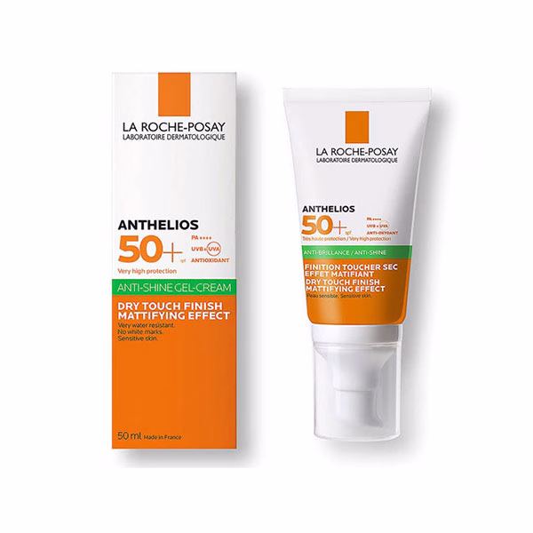 کرم ضدآفتاب پوست چرب لاروش پوزای مدل Anthelios UVMune 400 SPF50+ – کنترل چربی و محافظت پیشرفته – 50 میل کرم ضدآفتاب پوست چرب لاروش پوزای مدل Anthelios UVMune 400 SPF50+ – کنترل چربی و محافظت پیشرفته – 50 میل