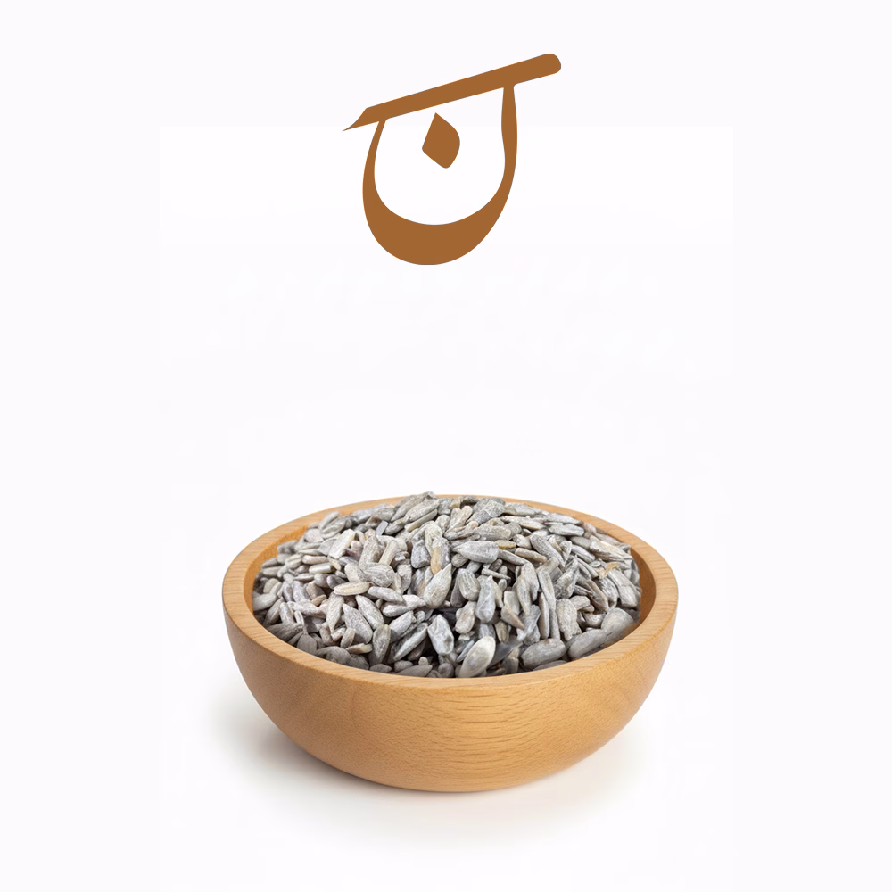 مغز تخمه آفتاب نمکی خ 93059 کاسه چوبی مغز تخمه آفتابگردان نمکی تازه و آماده مصرف