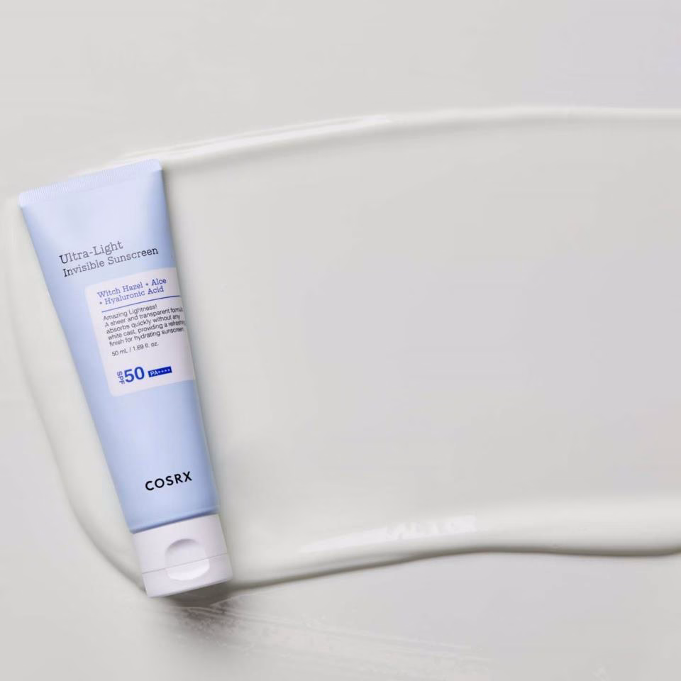 ضد آفتاب نامرئی فوق سبک کازرکس SPF 50 حجم 50 میل
